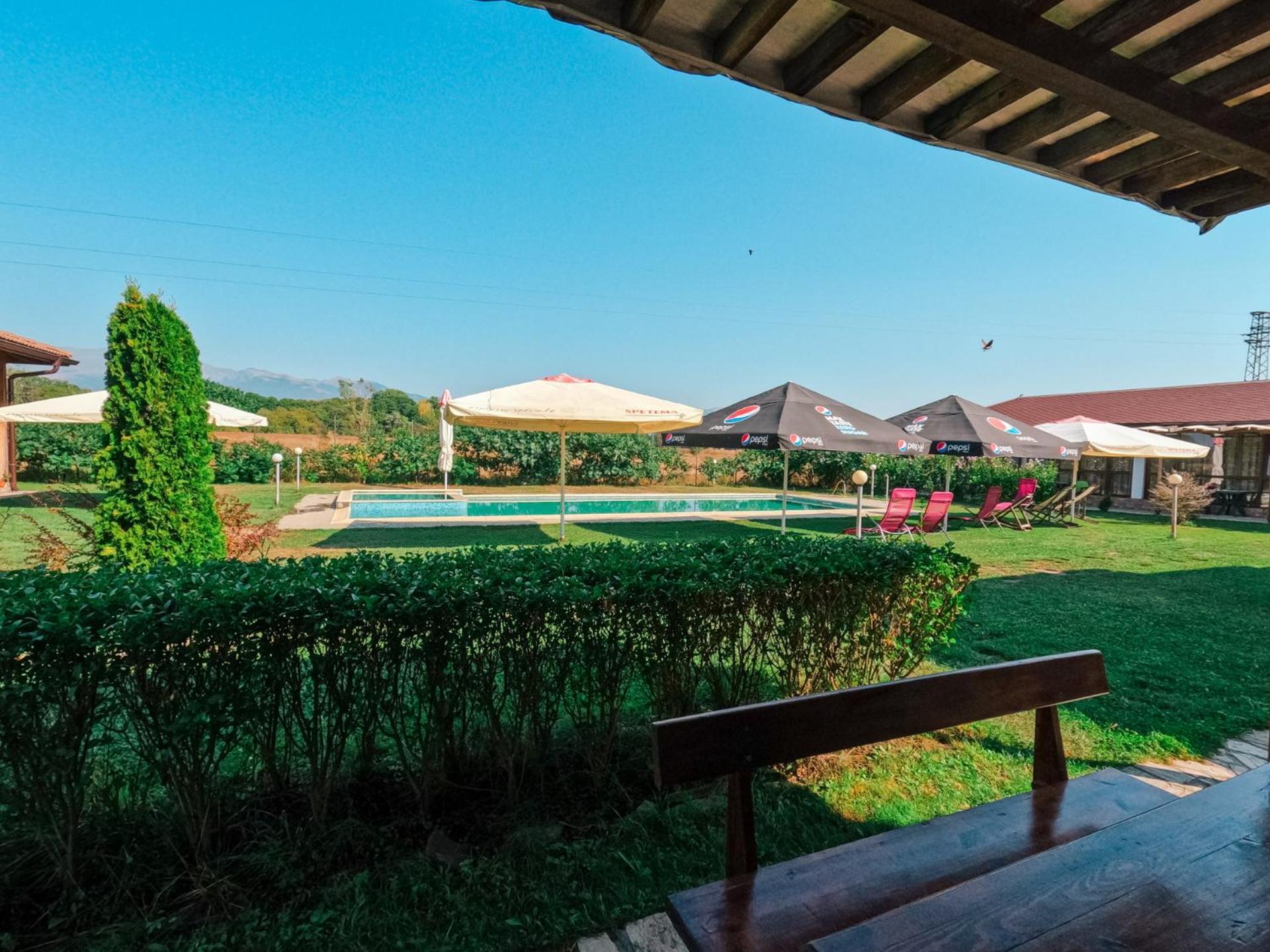 Bendida Village Pavel Banya Extérieur photo
